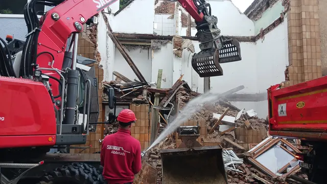 Abbruchbagger, Köln